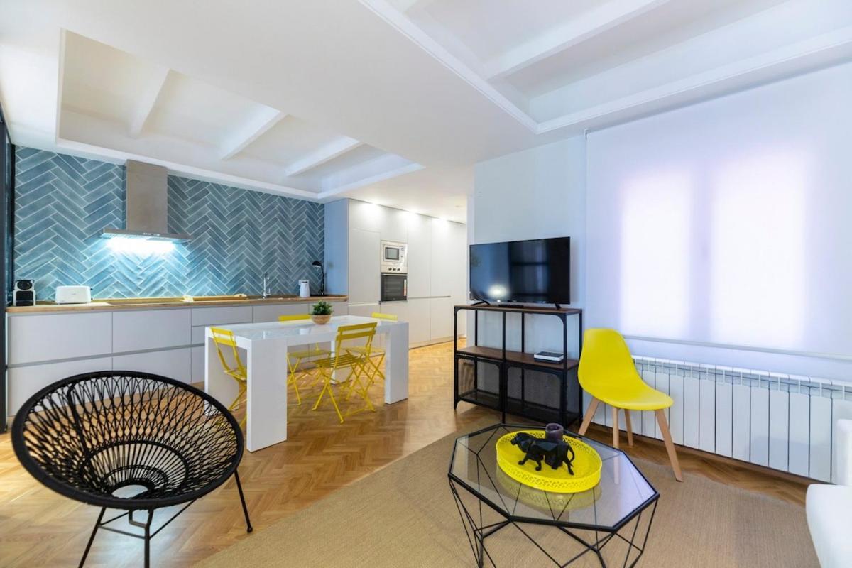 Apartamento Autentico Y Centrico Madrid Bagian luar foto