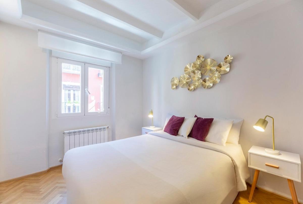 Apartamento Autentico Y Centrico Madrid Bagian luar foto